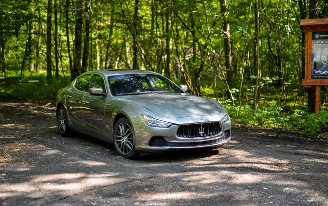 Maserati Ghibli cena 105000 przebieg: 120000, rok produkcji 2014 z Kościan małe 121